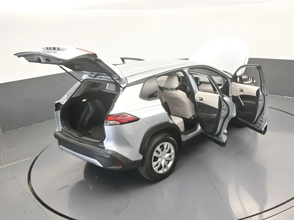 2026 Toyota Corolla Cross L - Photo 60