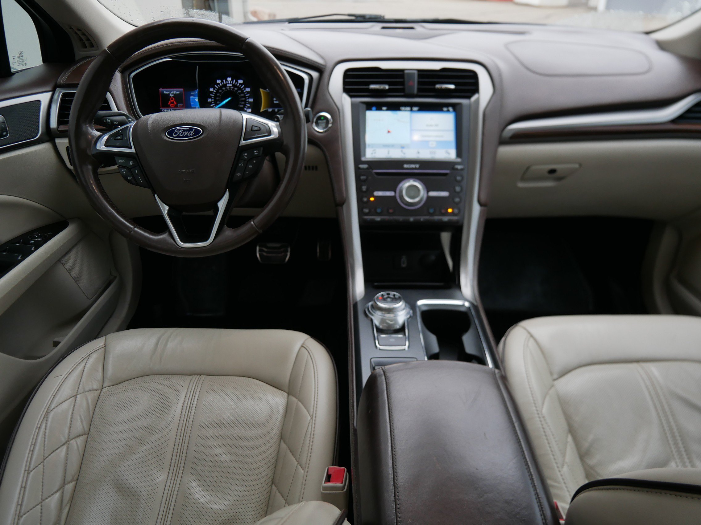 Used 2017 Black Ford Platinum image 15