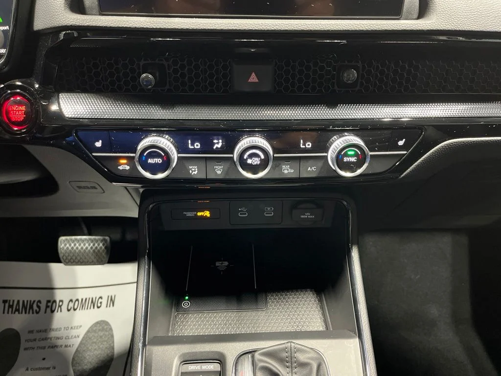 Used 2026 Solar Silver Metallic Honda EX-L image 23