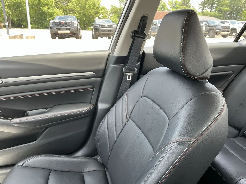 Used 2023 Silver Nissan 2.5 SR image 24