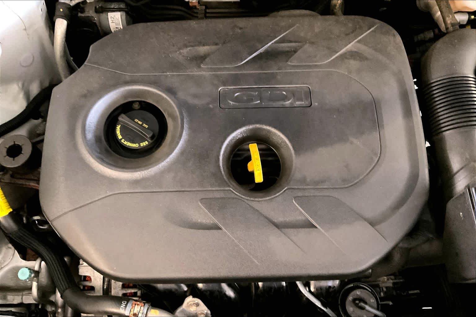 Used 2018 Molten Silver Hyundai SEL Plus image 28