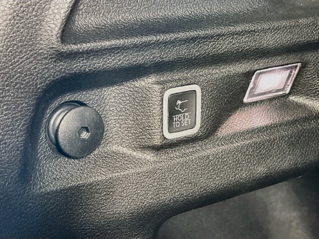 2023 Jeep Grand Cherokee L Laredo - Photo 26