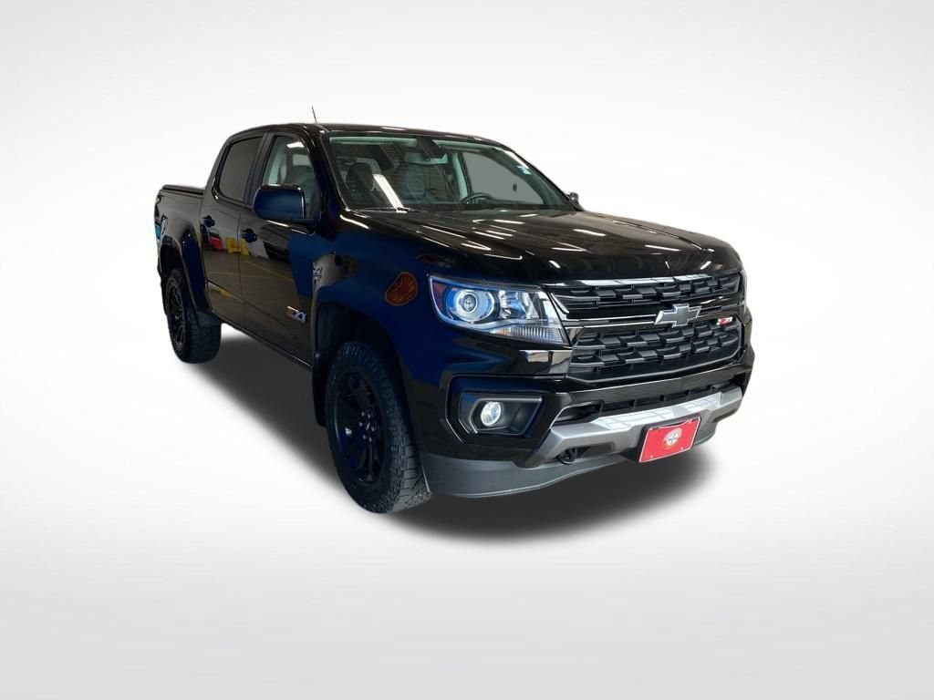 Used 2022 Black Chevrolet 4WD Z71 image 16
