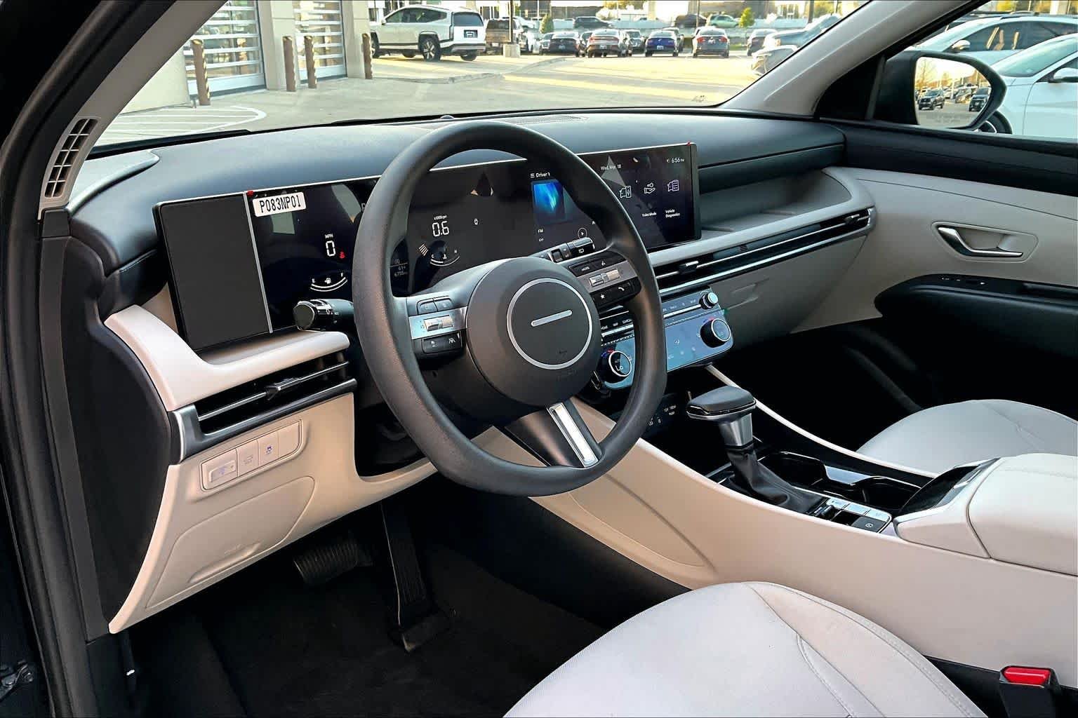 2025 Hyundai Tucson SEL - Photo 16