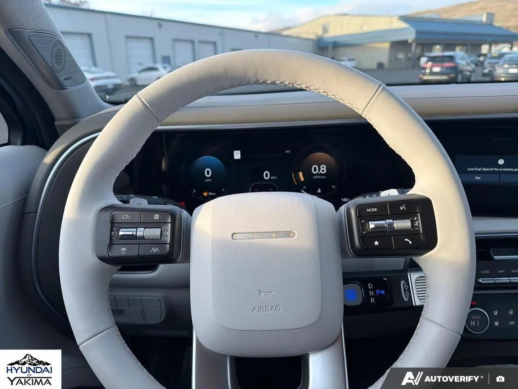 2026 Hyundai Palisade Limited - Photo 15