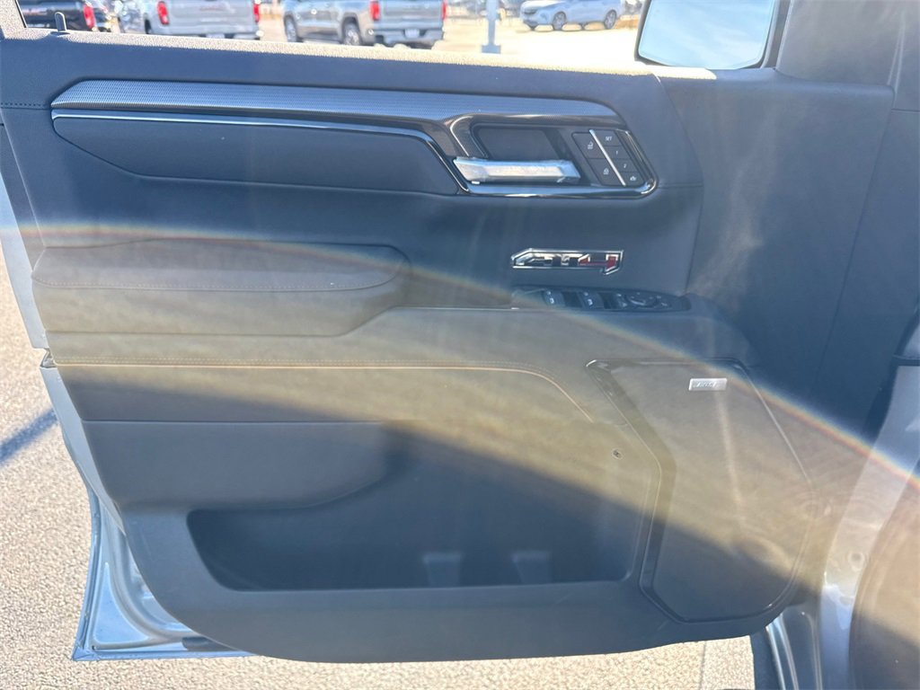 2026 GMC SIERRA - Image 13