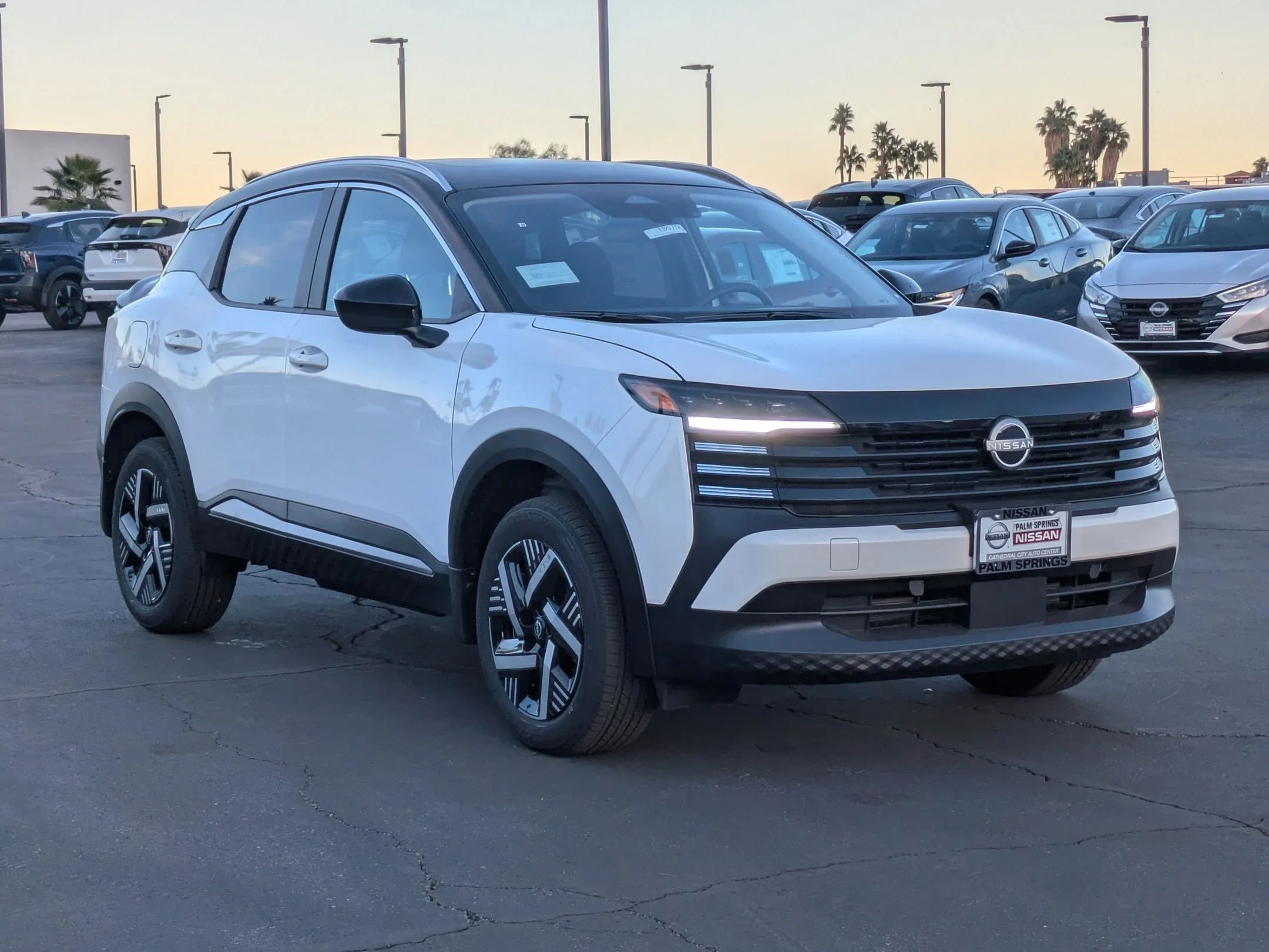 New 2026 Aspen White Tricoat/Super Black Nissan SV image 6