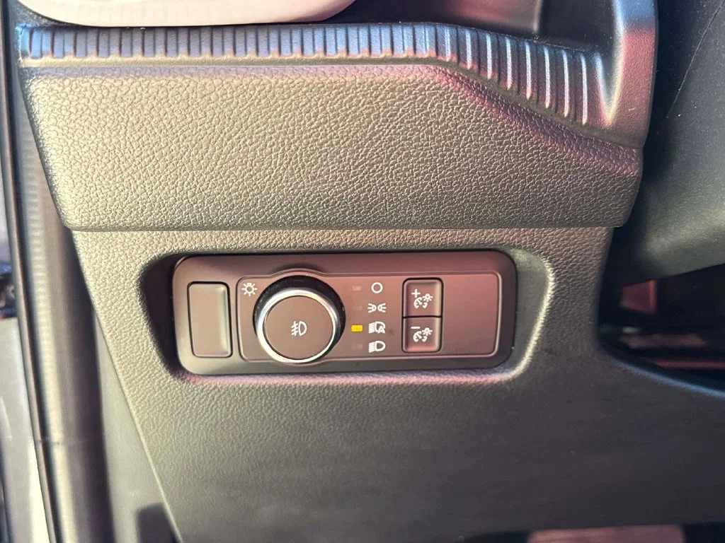 Used 2024 Gray Ford XL image 38