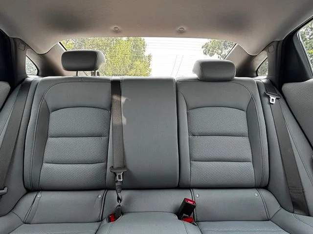 Used 2022 White Chevrolet LS image 21