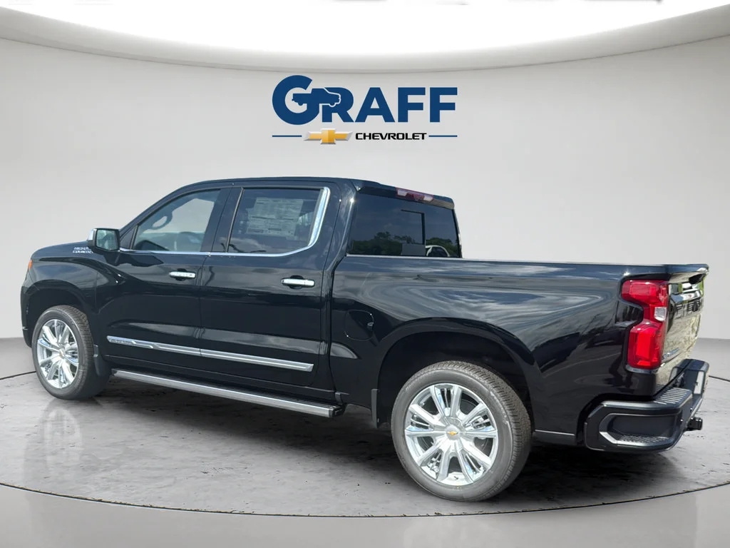New 2026 Black Chevrolet High Country image 4