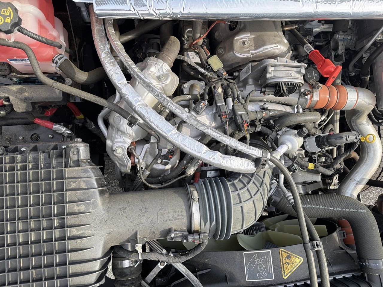2024 Chevrolet Silverado 4500 HD Chassis Cab Work Truck - Photo 25