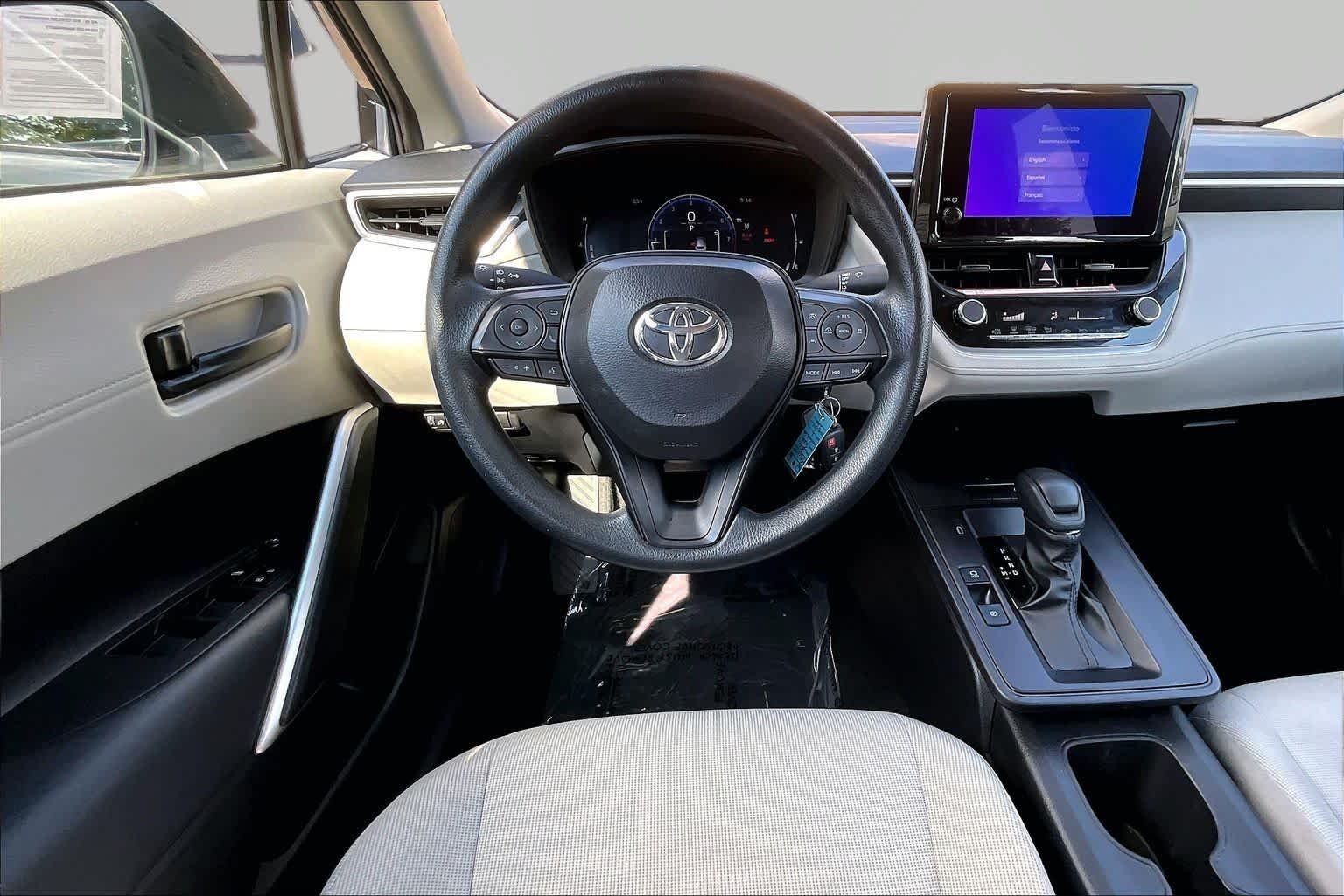 Used 2026 Celestite Toyota L image 6