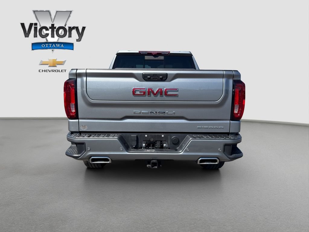 Used 2024 Silver GMC Denali image 5