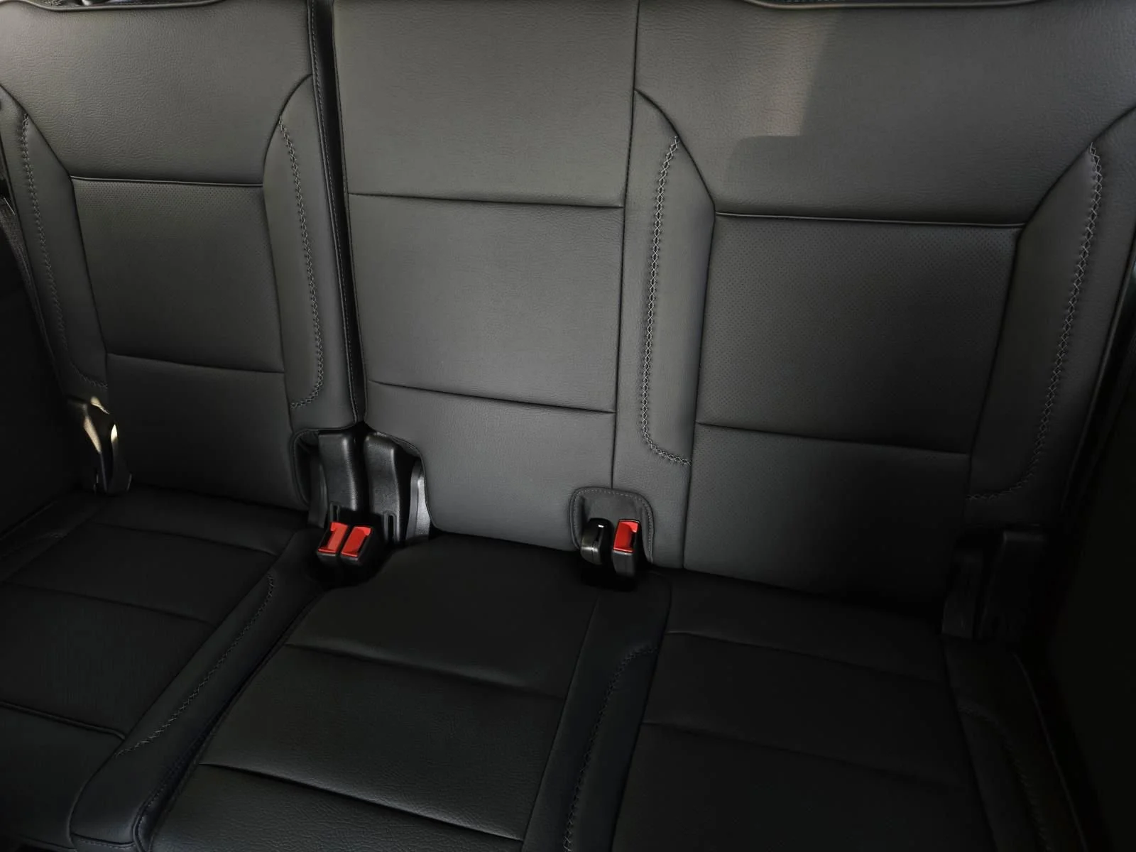 2026 GMC Yukon XL Denali - Photo 6