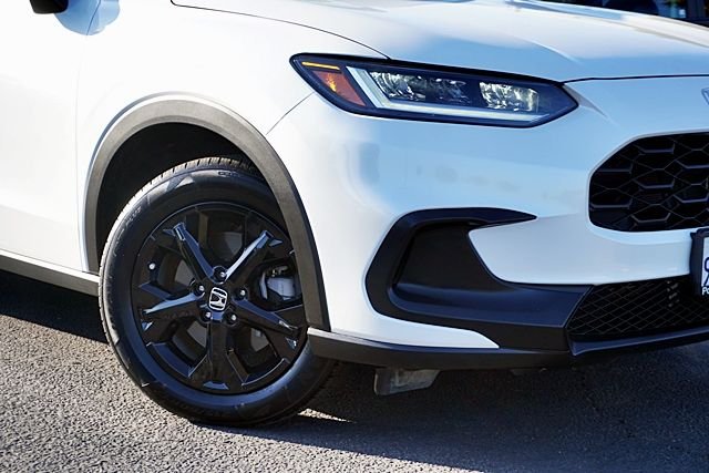 Used 2023  Honda LX image 3