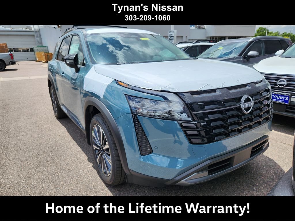 2026 Nissan Pathfinder Platinum 4WD's photo