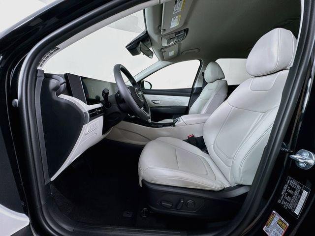 New 2026 Black Hyundai SEL Plus FWD image 34