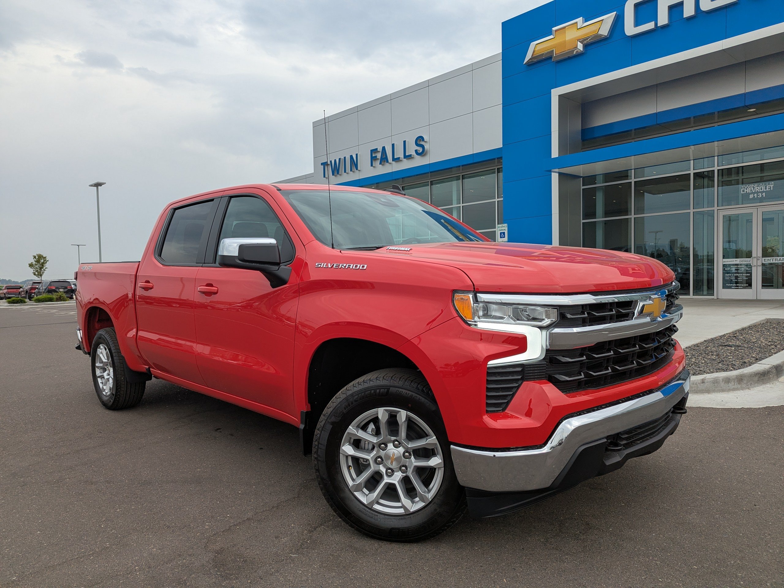2026 Chevrolet Silverado 1500 LT (2FL)
