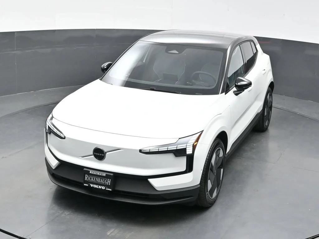 New 2026 Crystal White Volvo Twin Motor Performance Ultra image 43