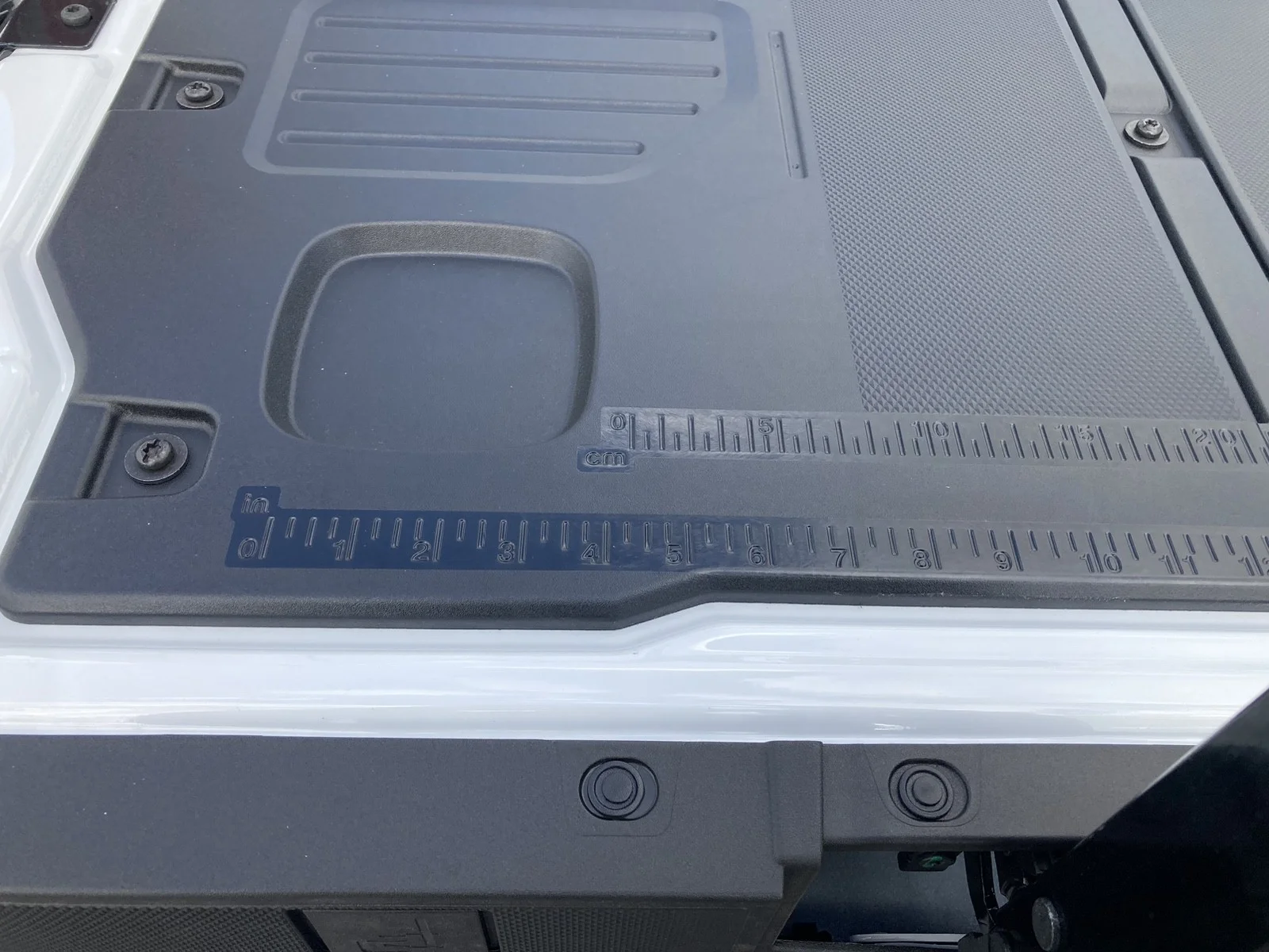 New 2026 Oxford White Ford XLT image 9