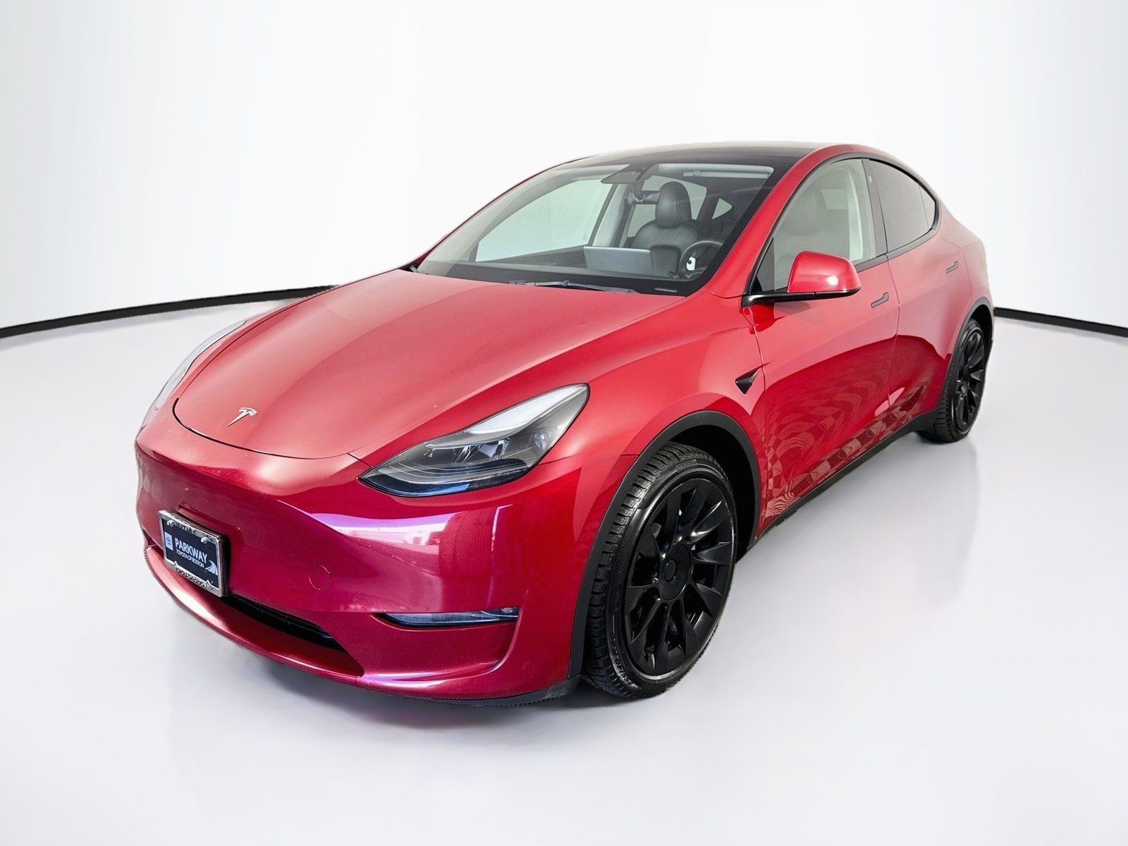 Used 2023 Red Tesla Long Range image 3
