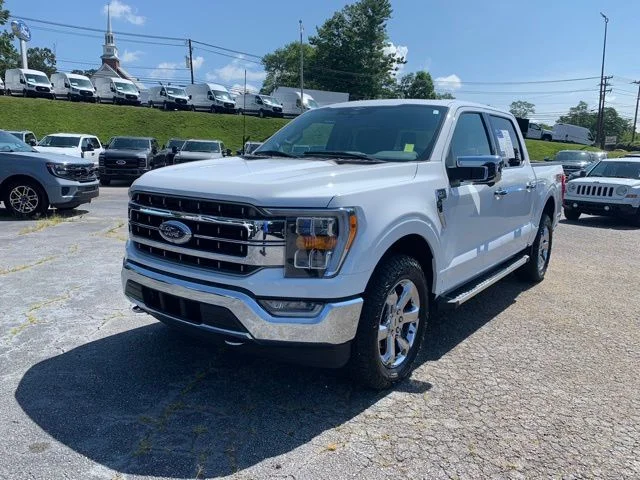 Certified Used 2023 White Ford Lariat image 4