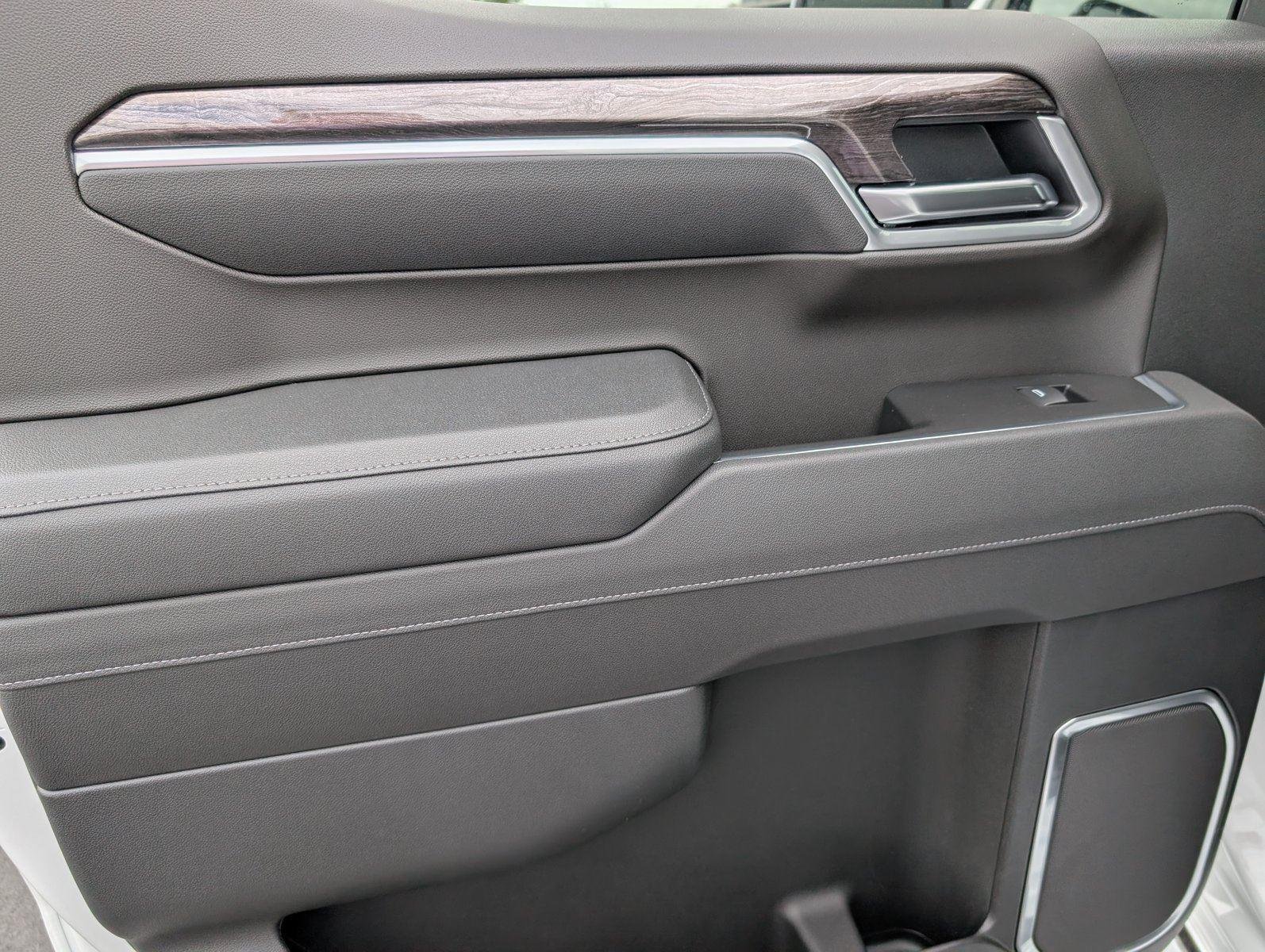 2026 Chevrolet Silverado 1500 LTZ - Photo 33