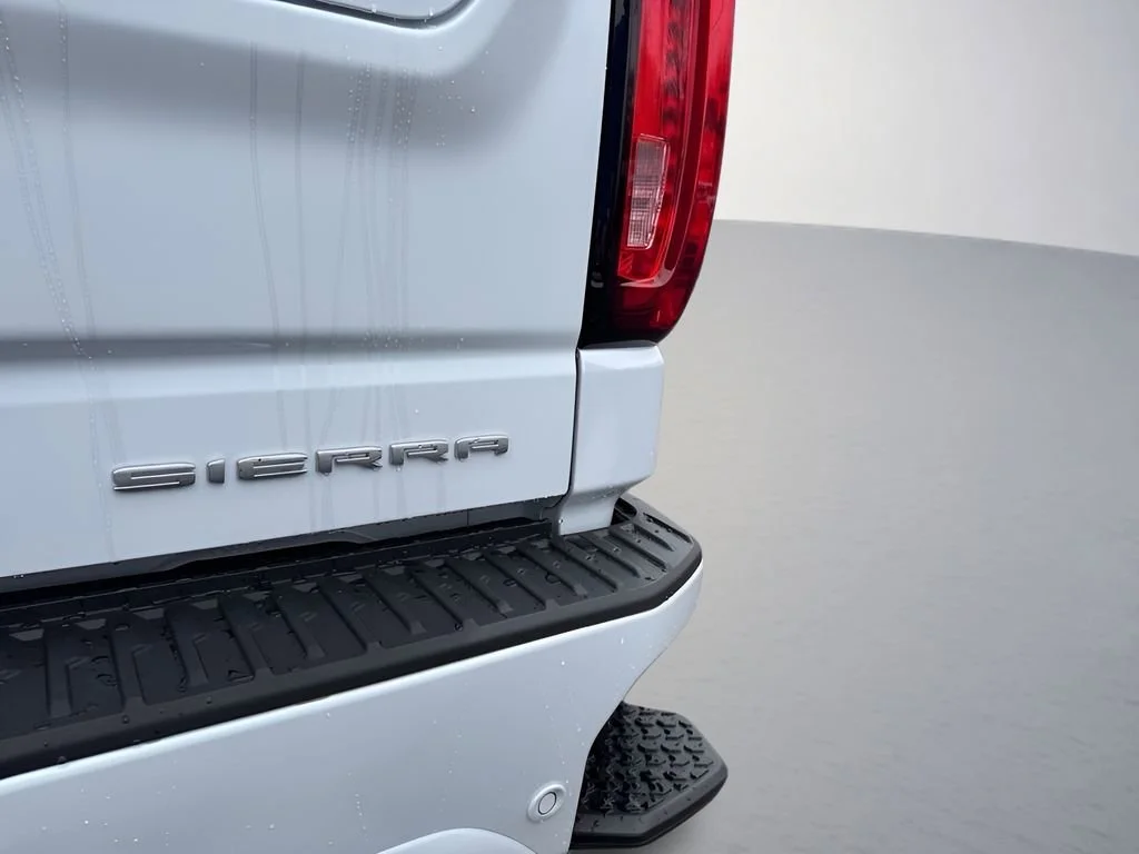 New 2026 Glacier White Tricoat GMC Denali Ultimate image 40
