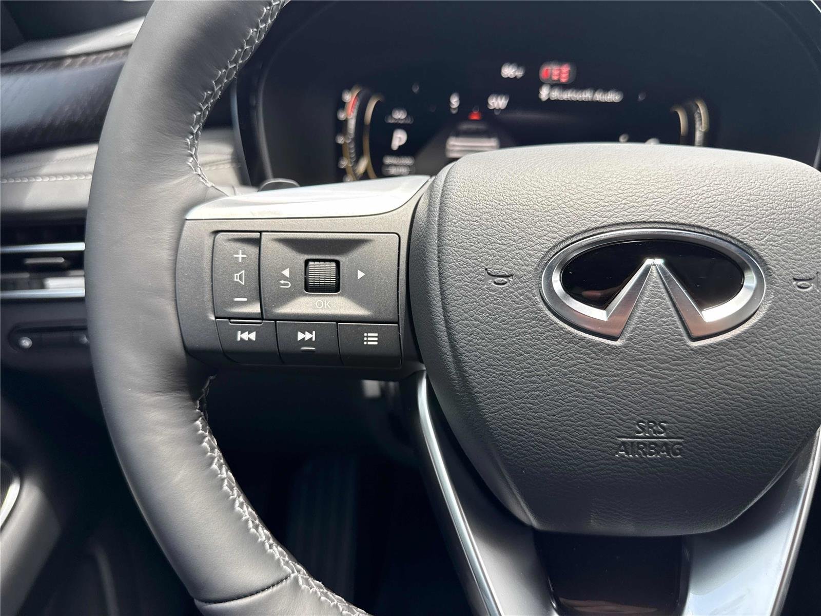 New 2027 2T HRBR GRAY INFINITI Autograph AWD image 18