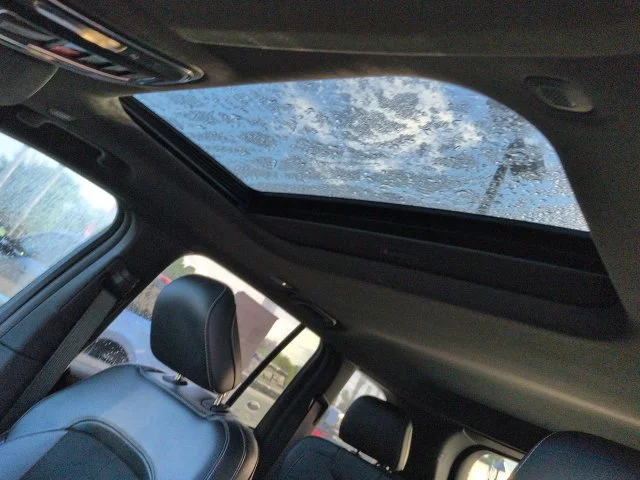 Used 2024 Red Jeep Altitude X image 19