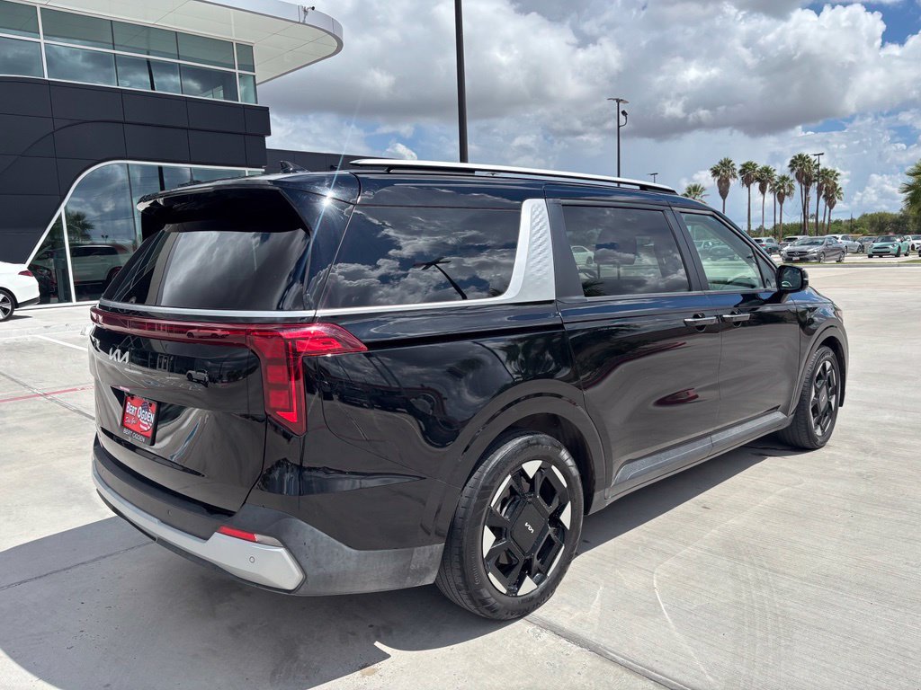 Used 2025 Black Kia EX image 6