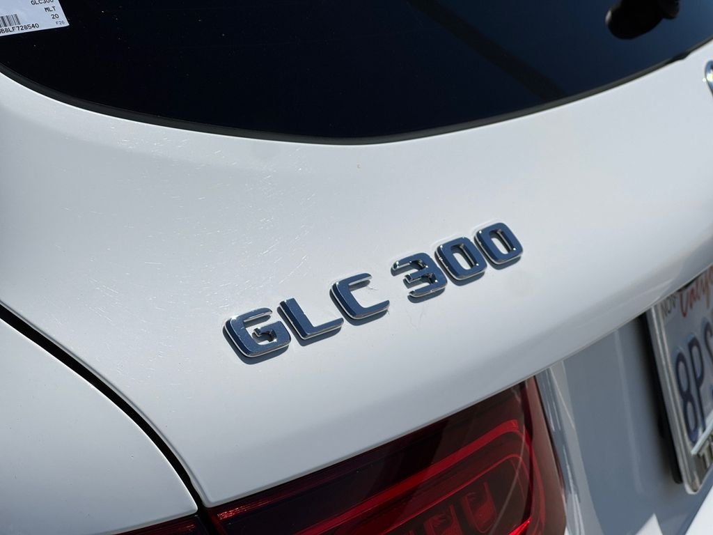 Used 2020 Polar White Mercedes-Benz GLC 300 image 24