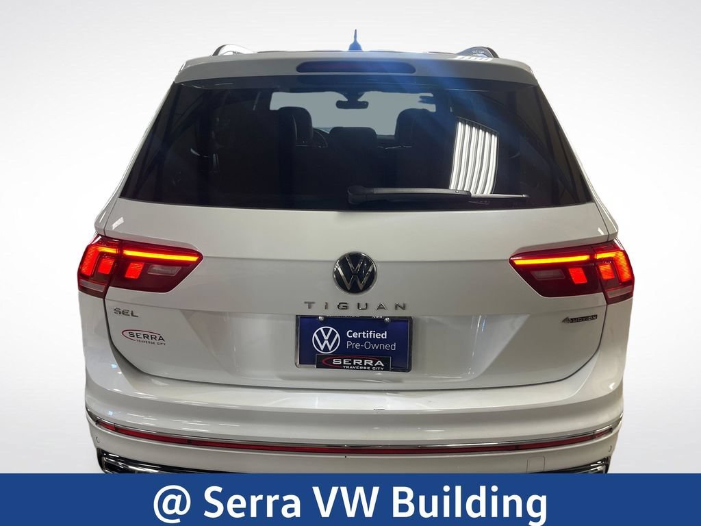 Used 2024 White Volkswagen SEL R-Line image 4