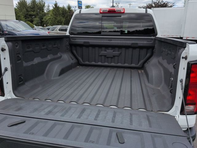 Used 2023 Summit White Chevrolet Z71 image 29
