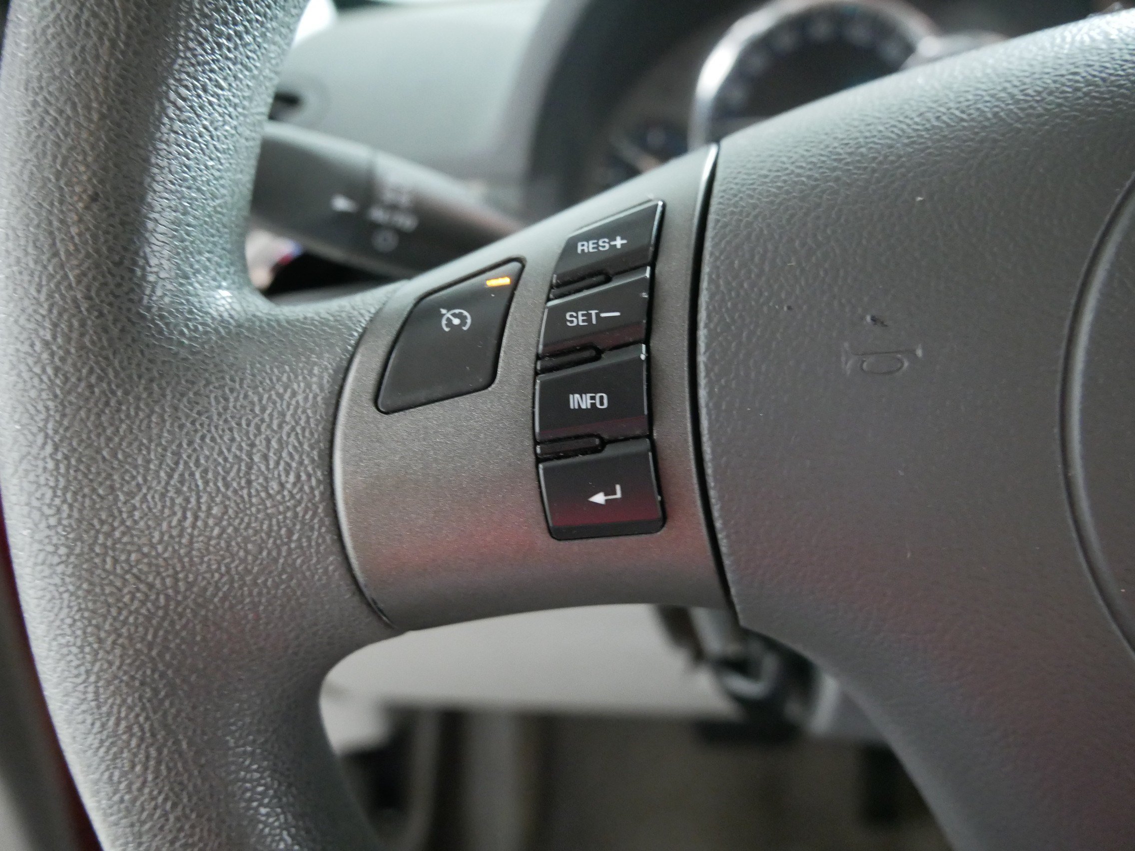 Used 2007 Sport Red Metallic Chevrolet LT image 27
