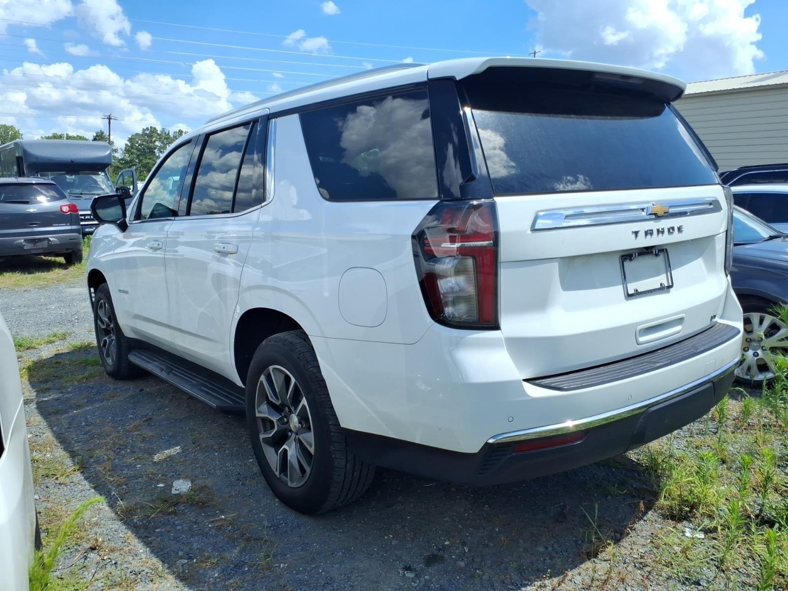 Used 2023 Summit White Chevrolet LT image 11