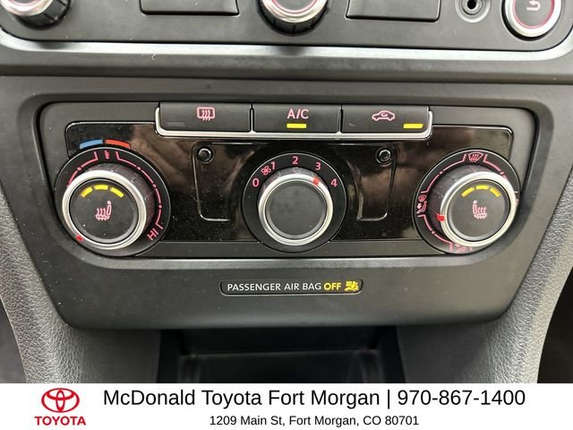 Used 2013 Silver Volkswagen 2.0L TDI image 18