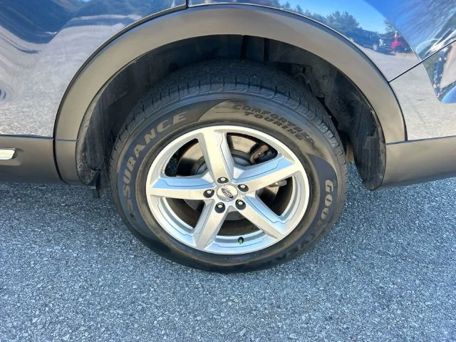 Used 2016 Blue Ford XLT image 12