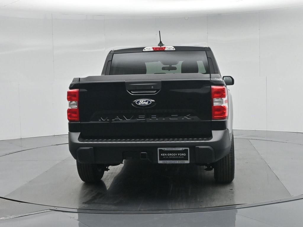 New 2026 Shadow Black Ford XLT image 29