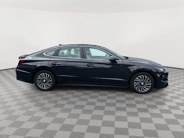 Used 2023 Carbon Blue Hyundai SEL image 2