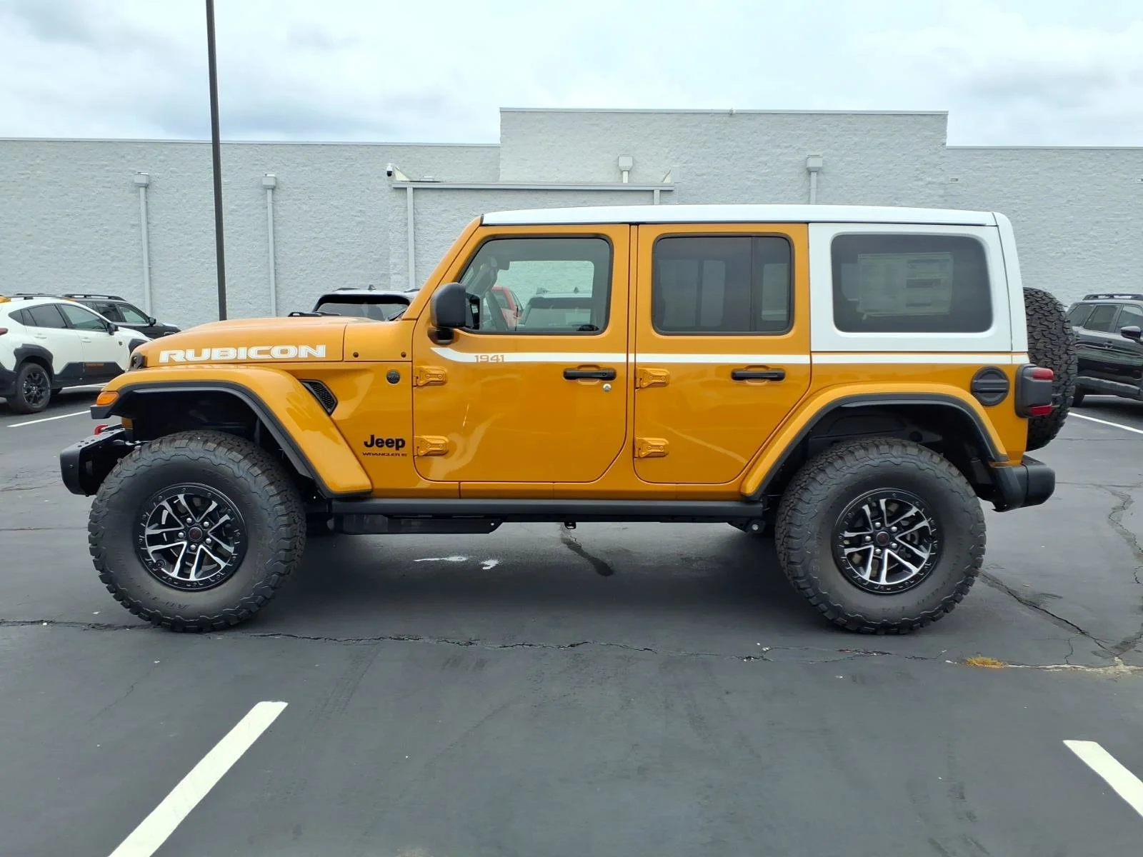 New 2026 Goldilocks Jeep Rubicon X image 3