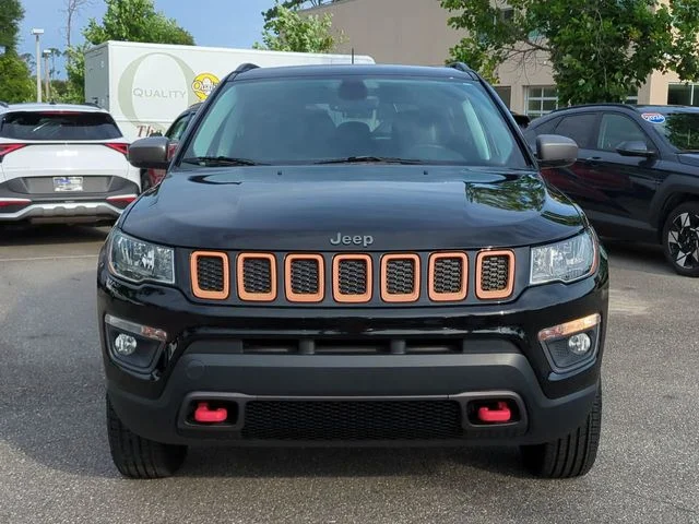 Used 2018 Black Jeep Trailhawk image 9
