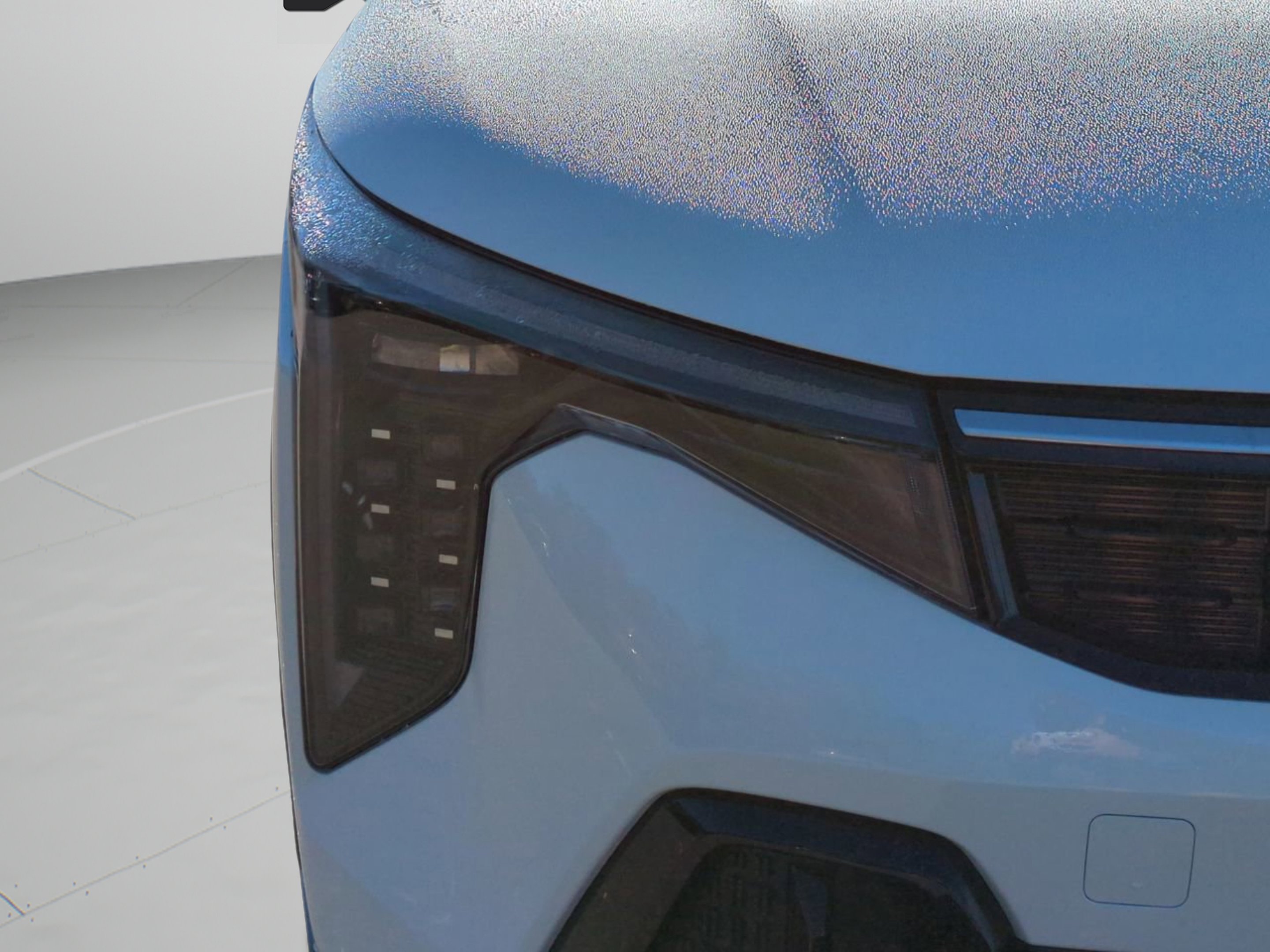 New 2025 Snow White Pearl Kia GT-Line Turbo image 32