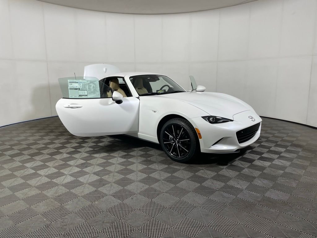 2025 Mazda MX-5 Miata RF Grand Touring - Photo 10