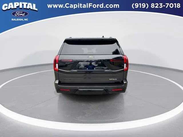 Used 2025 Gray Ford Platinum image 7