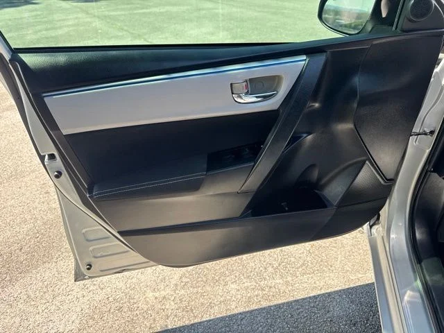 Used 2014 Silver Toyota LE Plus image 14
