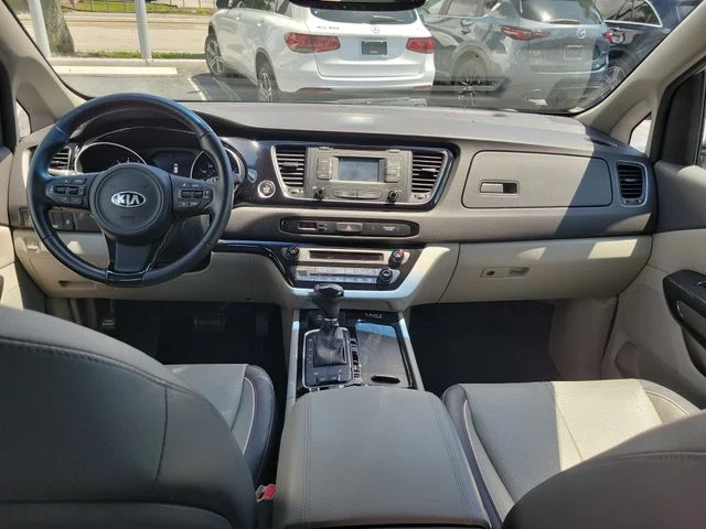 Used 2015 Silver Kia EX image 11