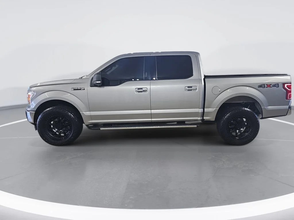 Used 2020 Silver Ford XLT image 7