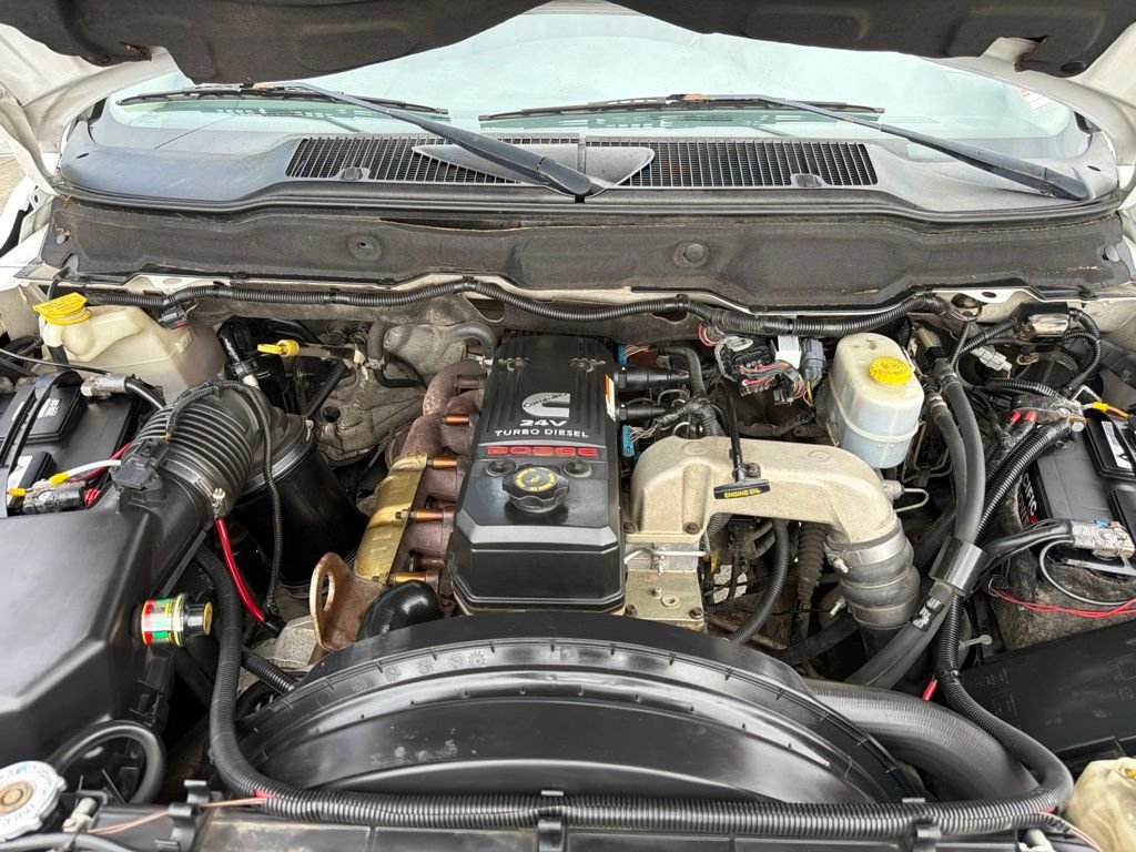 Used 2007 White Dodge SLT image 25