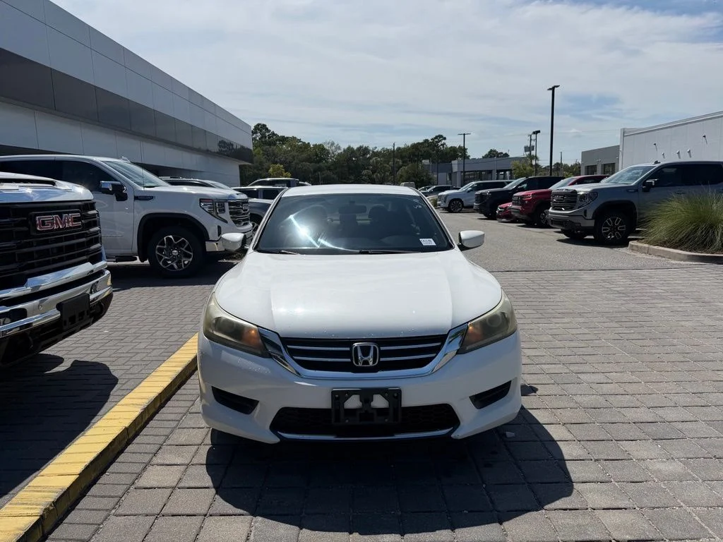 Used 2014  Honda LX image 4